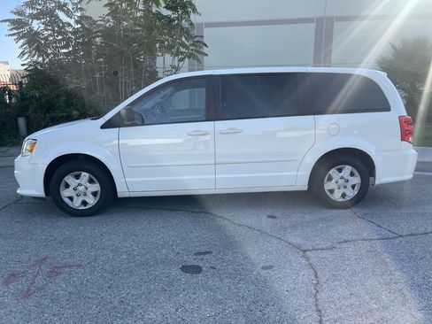 Used 2011 Dodge Grand Caravan Express image 1