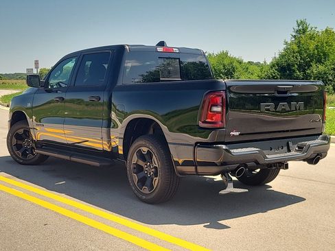 New 2026 RAM 1500 Express AWD/4WD image 4