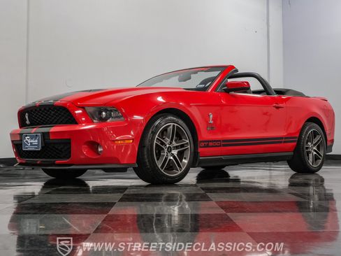 Used 2010 Ford Mustang Shelby GT500 RWD image 21