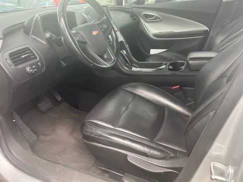 Used 2012 Chevrolet Volt Premium w/ Premium Trim Package FWD image 7