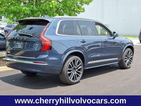 New 2025 Volvo XC90 B6 Plus w/ Protection Package Premier image 6