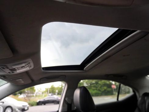 Used 2011 Lexus IS 250 AWD image 22