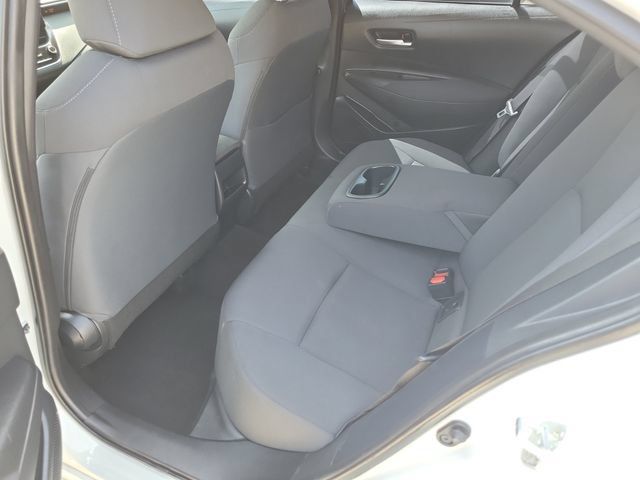 Used 2021 Toyota Corolla LE FWD image 22