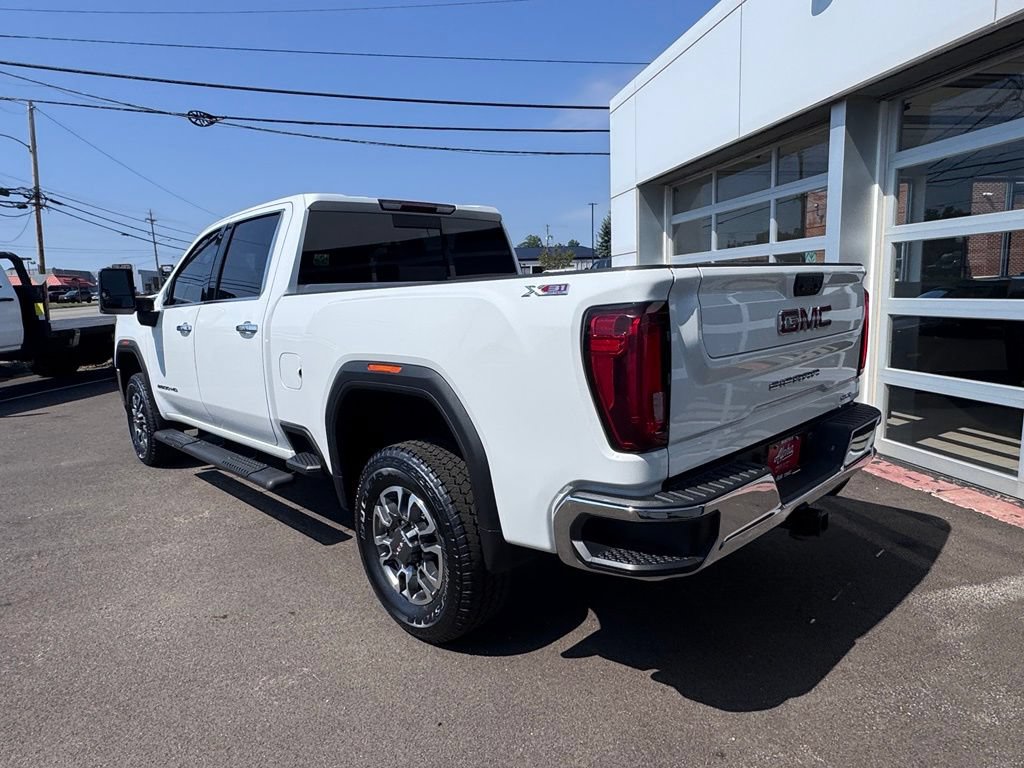 Used 2021 GMC Sierra 2500 SLT w/ SLT Convenience Package AWD/4WD image 4