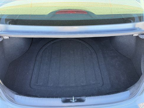 Certified 2024 Hyundai Elantra SE FWD image 17