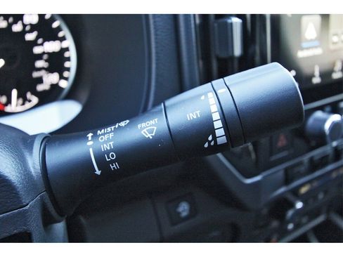 New 2026 Nissan Frontier SV image 18