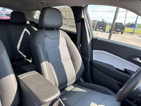 New 2026 Chevrolet Trax LT w/ Driver Confidence Package image 29