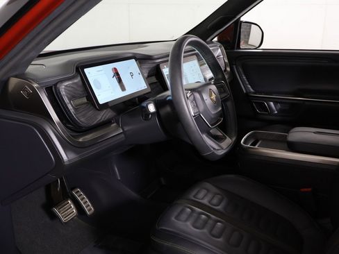 Used 2022 Rivian R1T Adventure image 26