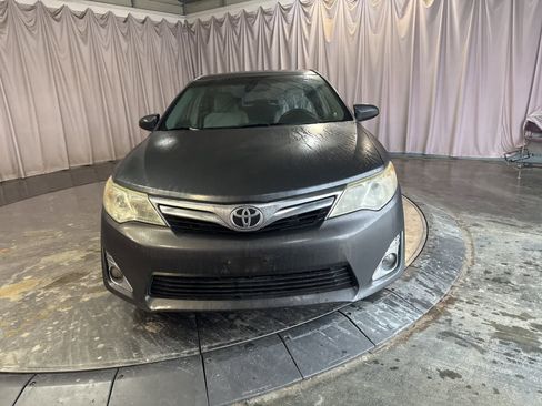 Used 2012 Toyota Camry LE image 2