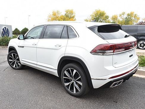 New 2026 Volkswagen Atlas Cross Sport SEL Premium R-Line image 4