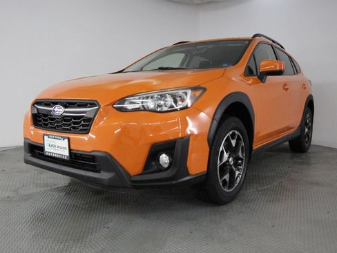 Used 2018 Subaru Crosstrek 2.0i Premium AWD/4WD image 3