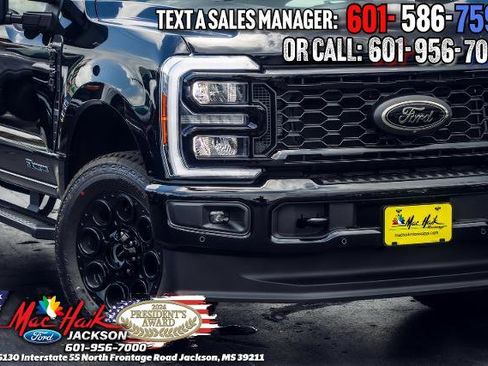 New 2026 Ford F250 Lariat w/ Black Appearance Package image 4
