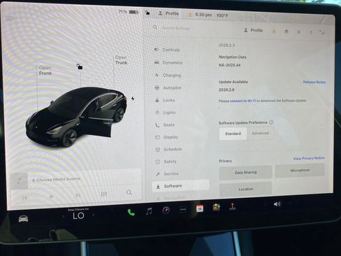 Used 2018 Tesla Model 3 Long Range image 14