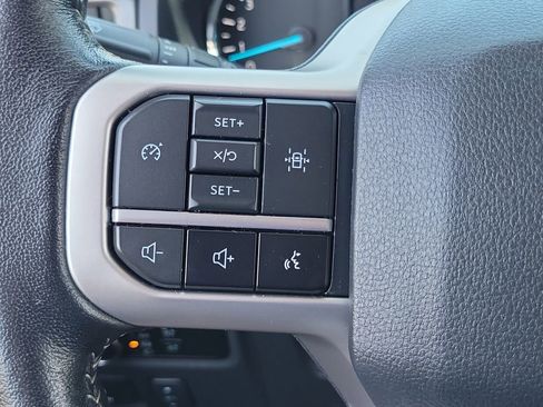 Used 2024 Ford Expedition Max XLT AWD/4WD image 5