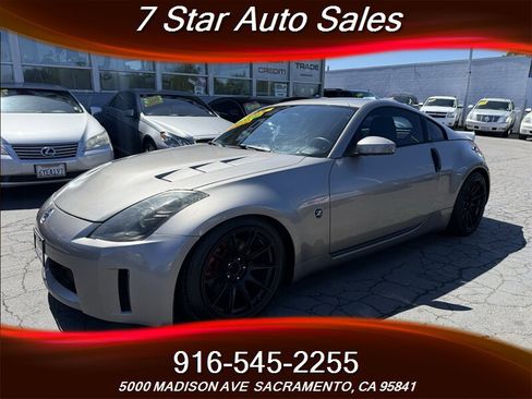 Used 2008 Nissan 350Z Enthusiast w/ Cargo Convenience Pkg image 3