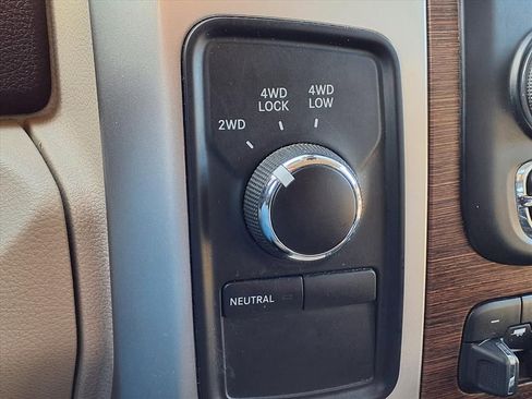 Used 2017 RAM 2500 Laramie image 27