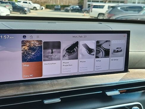 Used 2025 Genesis GV80 2.5T Prestige image 14