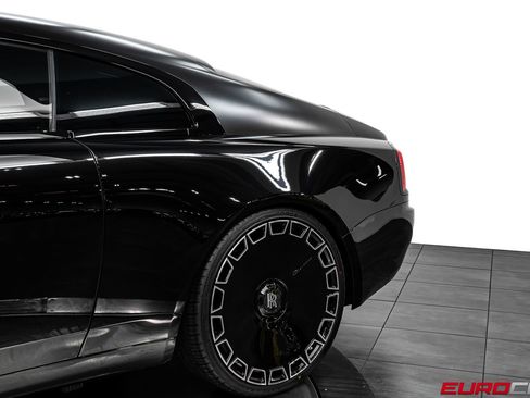 Used 2016 Rolls-Royce Wraith RWD image 13