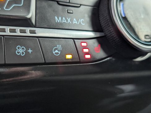 Used 2022 Ford Escape SE w/ Convenience Package image 4