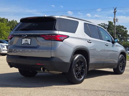 Used 2023 Chevrolet Traverse LS w/ Midnight/Sport Edition FWD image 12
