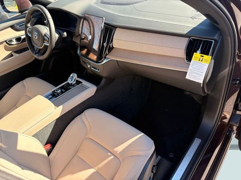 New 2026 Volvo XC90 B6 Plus w/ Protection Package image 19