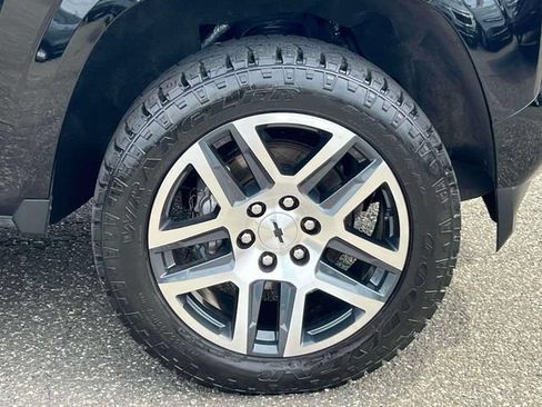 Certified 2023 Chevrolet Colorado Z71 w/ Advanced Trailering Package AWD/4WD image 10