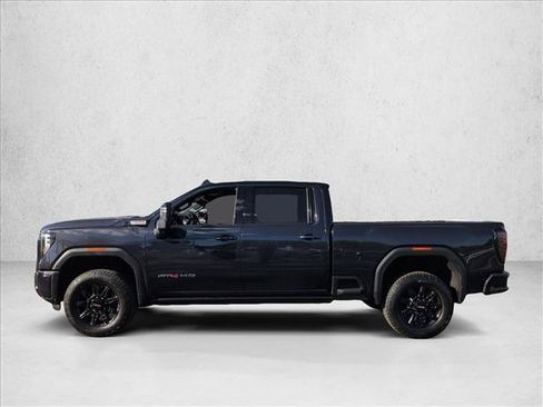Used 2024 GMC Sierra 2500 AT4 w/ AT4 Premium Plus Package AWD/4WD image 5