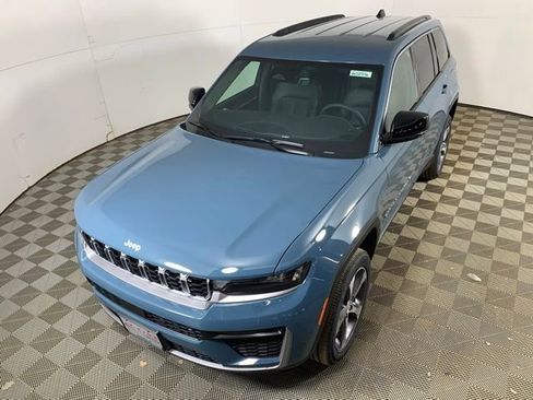 New 2026 Jeep Grand Cherokee Limited AWD/4WD image 7