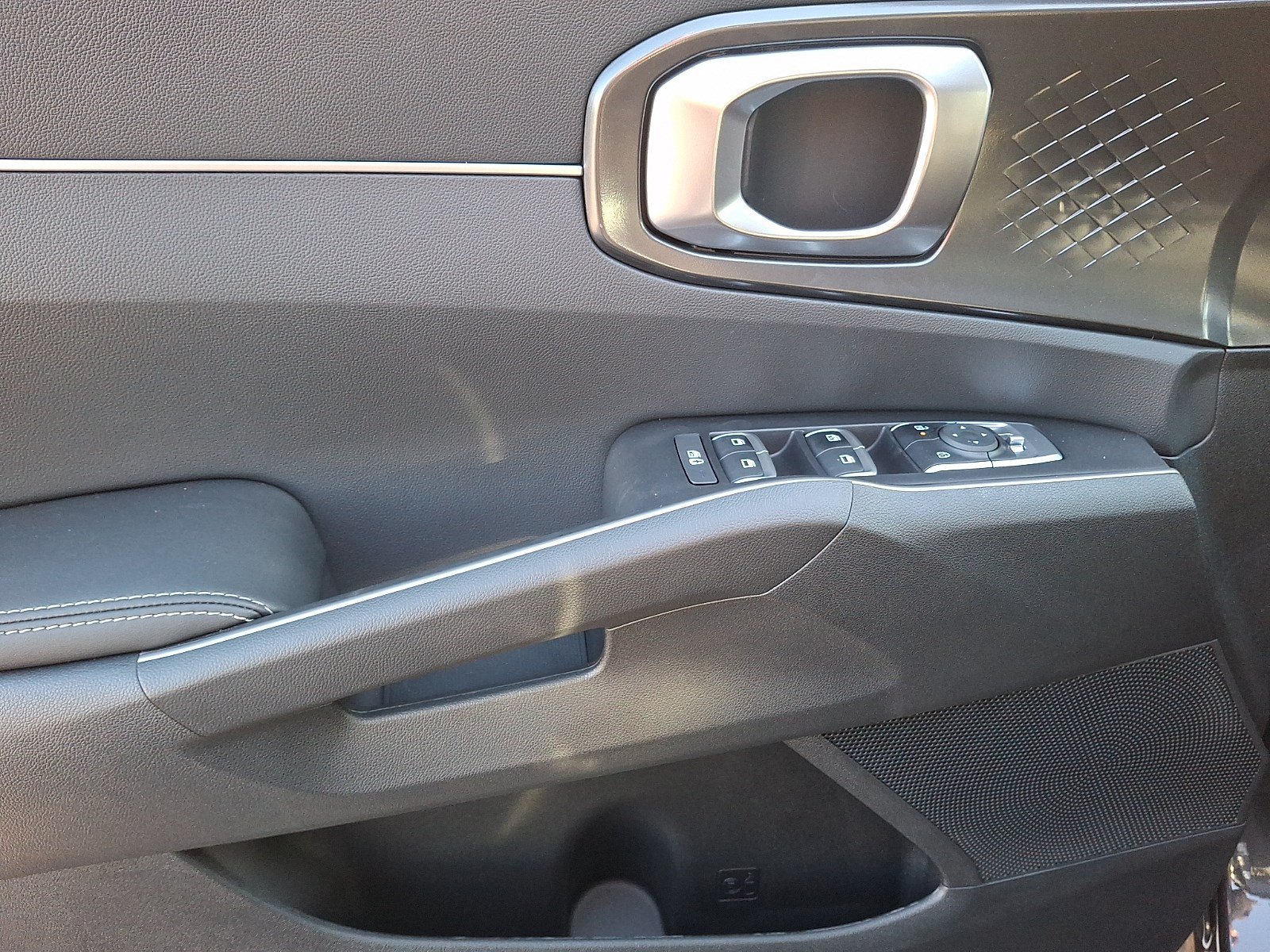 New 2026 Kia Sorento LX FWD image 5