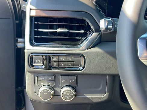 New 2026 GMC Yukon XL Denali w/ Sun & Power Step Package AWD/4WD image 25