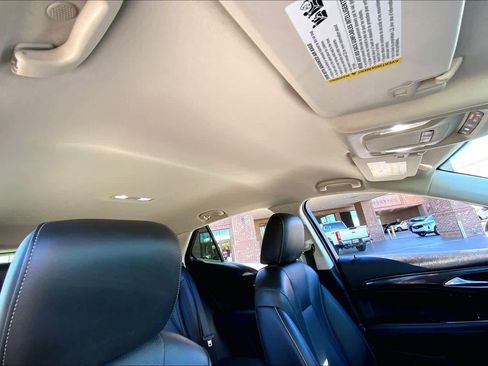 Used 2023 Buick Envision Essence image 13