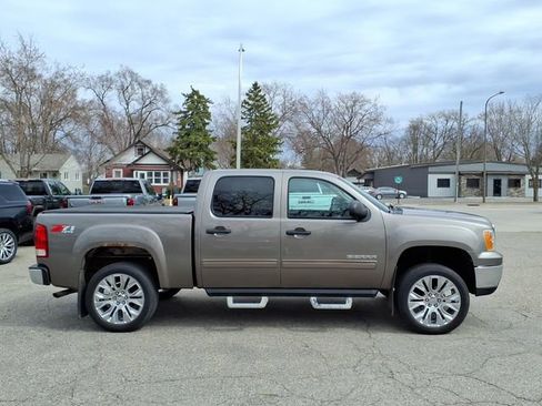 Used 2012 GMC Sierra 1500 SLE w/ Power Tech Package AWD/4WD image 2