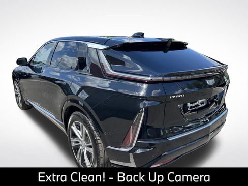 Used 2024 Cadillac Lyriq Luxury RWD image 5