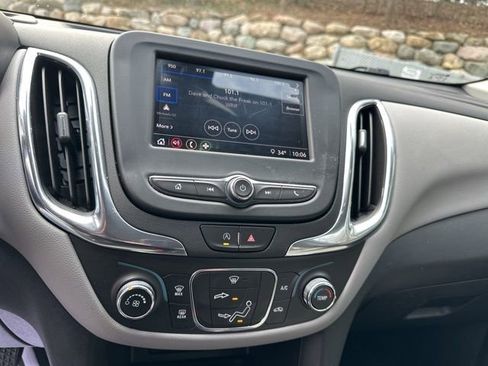 Used 2023 Chevrolet Equinox LS FWD image 19