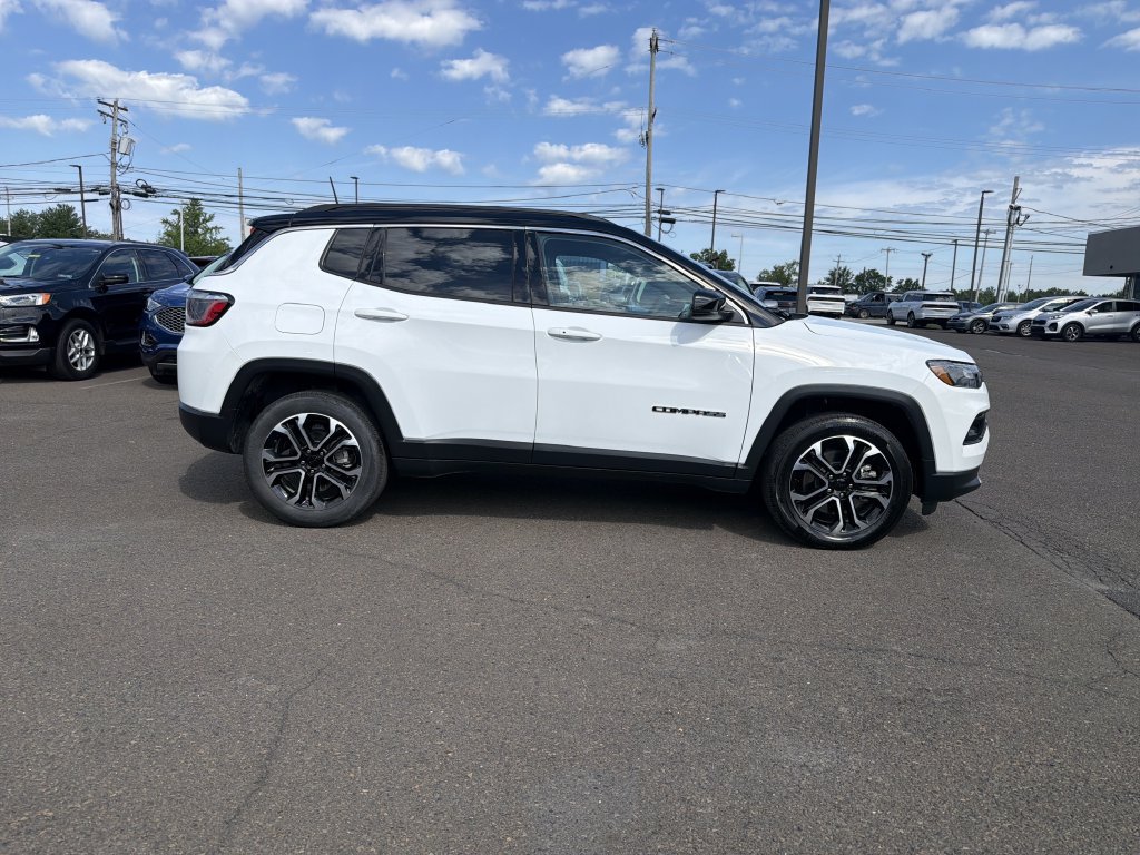 Used 2023 Jeep Compass Limited AWD/4WD image 6