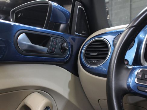 Used 2018 Volkswagen Beetle 2.0T SE w/ SE Premium Package image 33