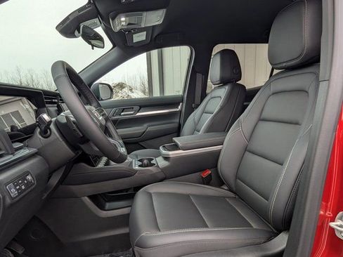 New 2026 GMC Terrain Elevation w/ Elevation Premium Package image 2