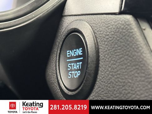 Used 2025 Ford Escape Active image 29