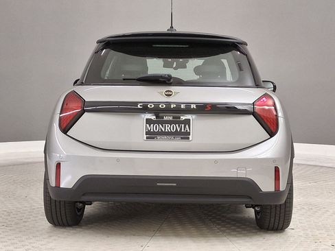 New 2026 MINI Cooper S FWD image 8