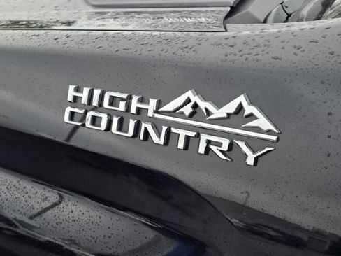 Used 2023 Chevrolet Silverado 3500 High Country image 11
