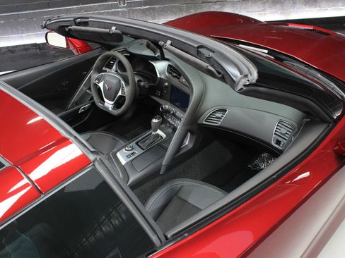 Used 2018 Chevrolet Corvette Stingray Coupe image 36