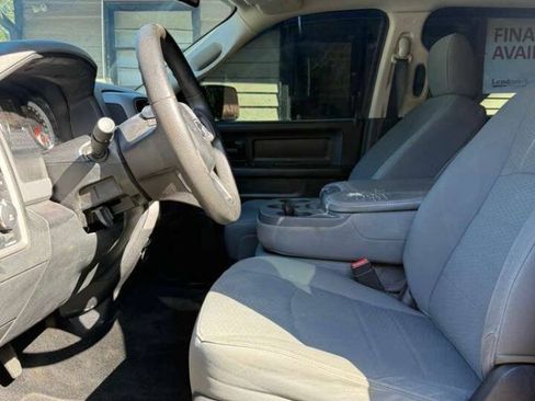 Used 2014 RAM 1500 Express RWD image 10