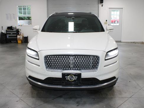 Used 2022 Lincoln Nautilus Reserve w/ Equipment Group 201A FWD image 3