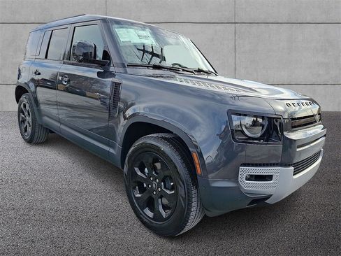 New 2025 Land Rover Defender 110 S image 2