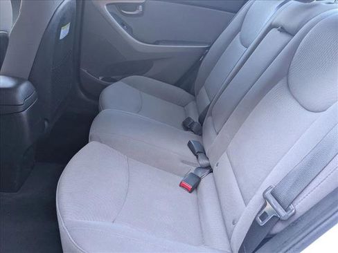 Used 2016 Hyundai Elantra SE w/ Option Group 02 image 16