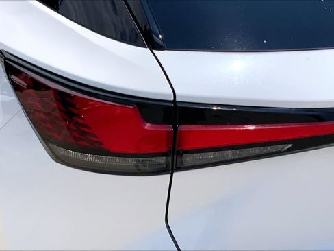 Used 2023 Lexus RX 500h F Sport AWD/4WD image 27