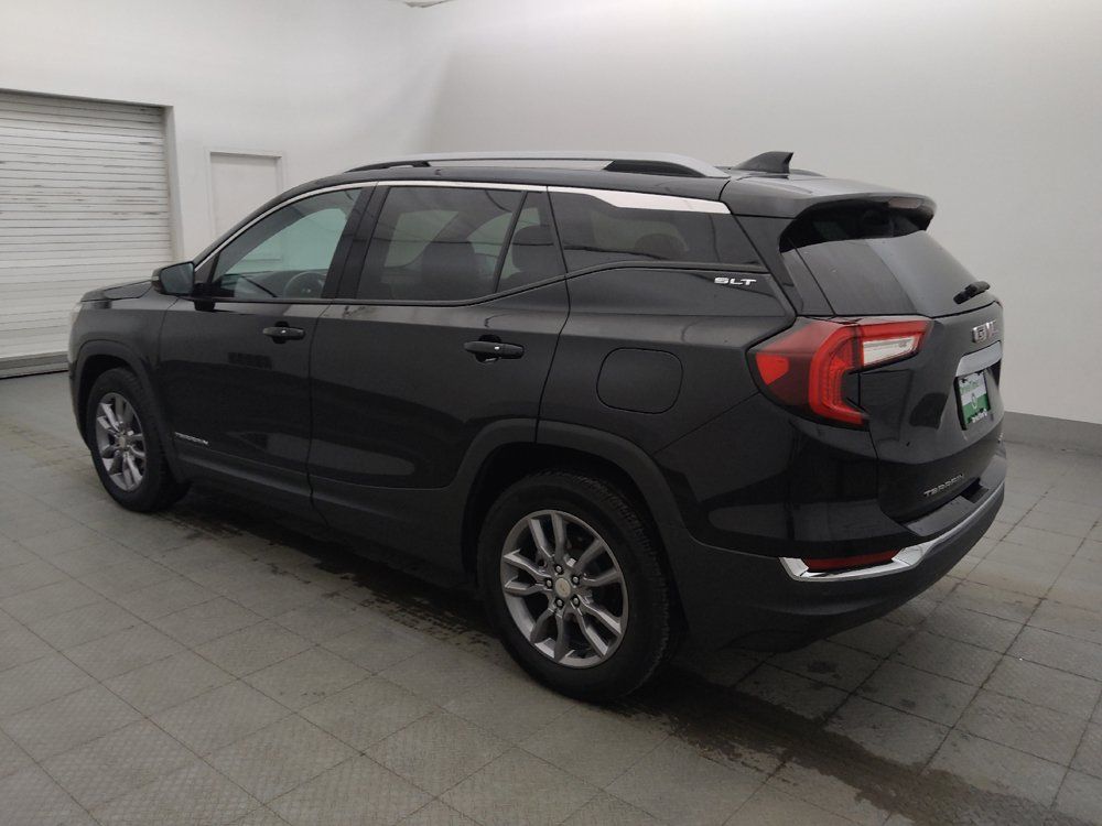 Used 2023 GMC Terrain SLT AWD/4WD image 3