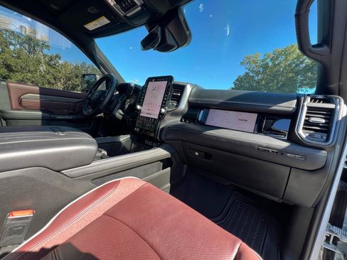 Used 2025 RAM 2500 Limited image 35