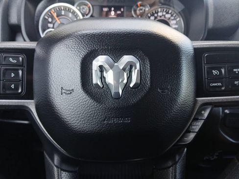 Used 2019 RAM 2500 Tradesman RWD image 5