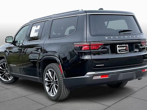 Used 2022 Jeep Wagoneer Series III w/ Premium Group I image 11